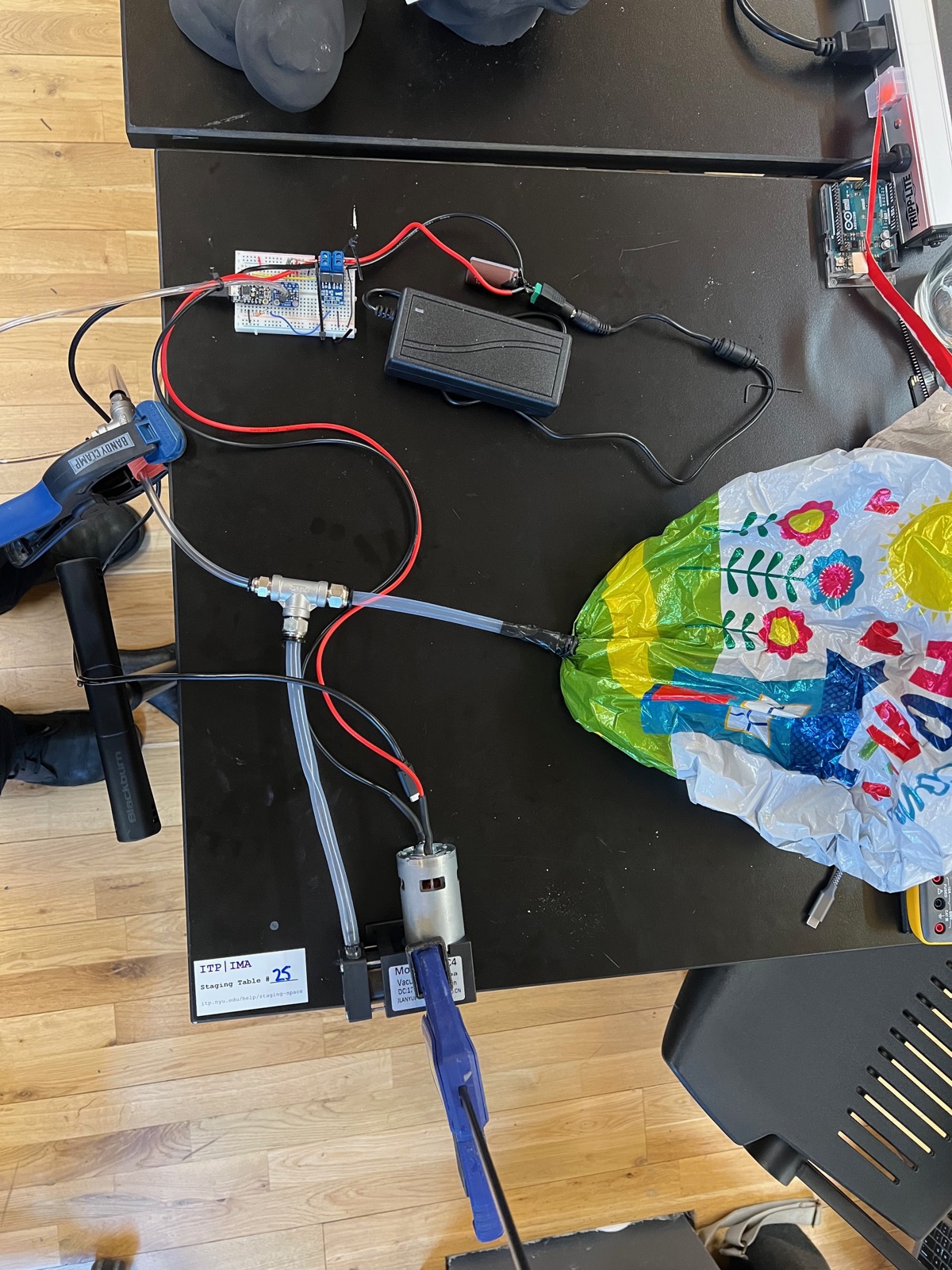 pneumatic circuit