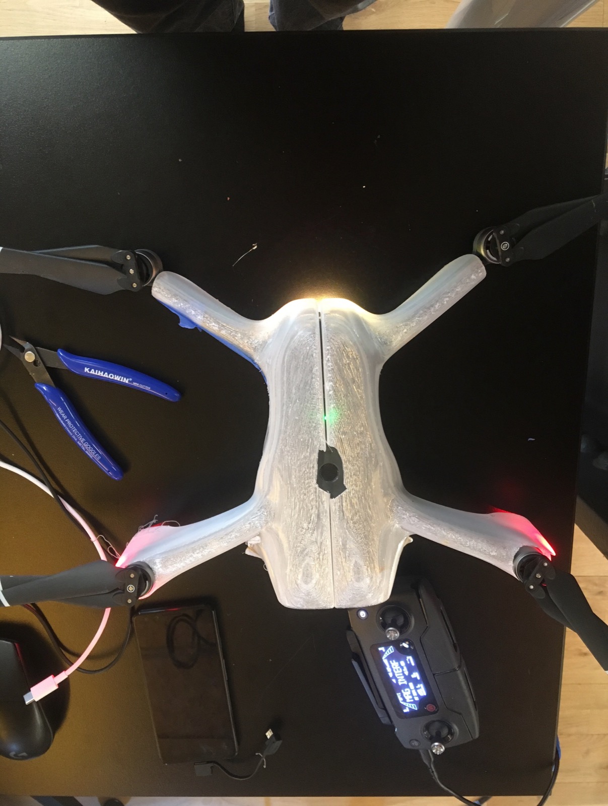 Full drone with 3D printed translucent body and LED lights
